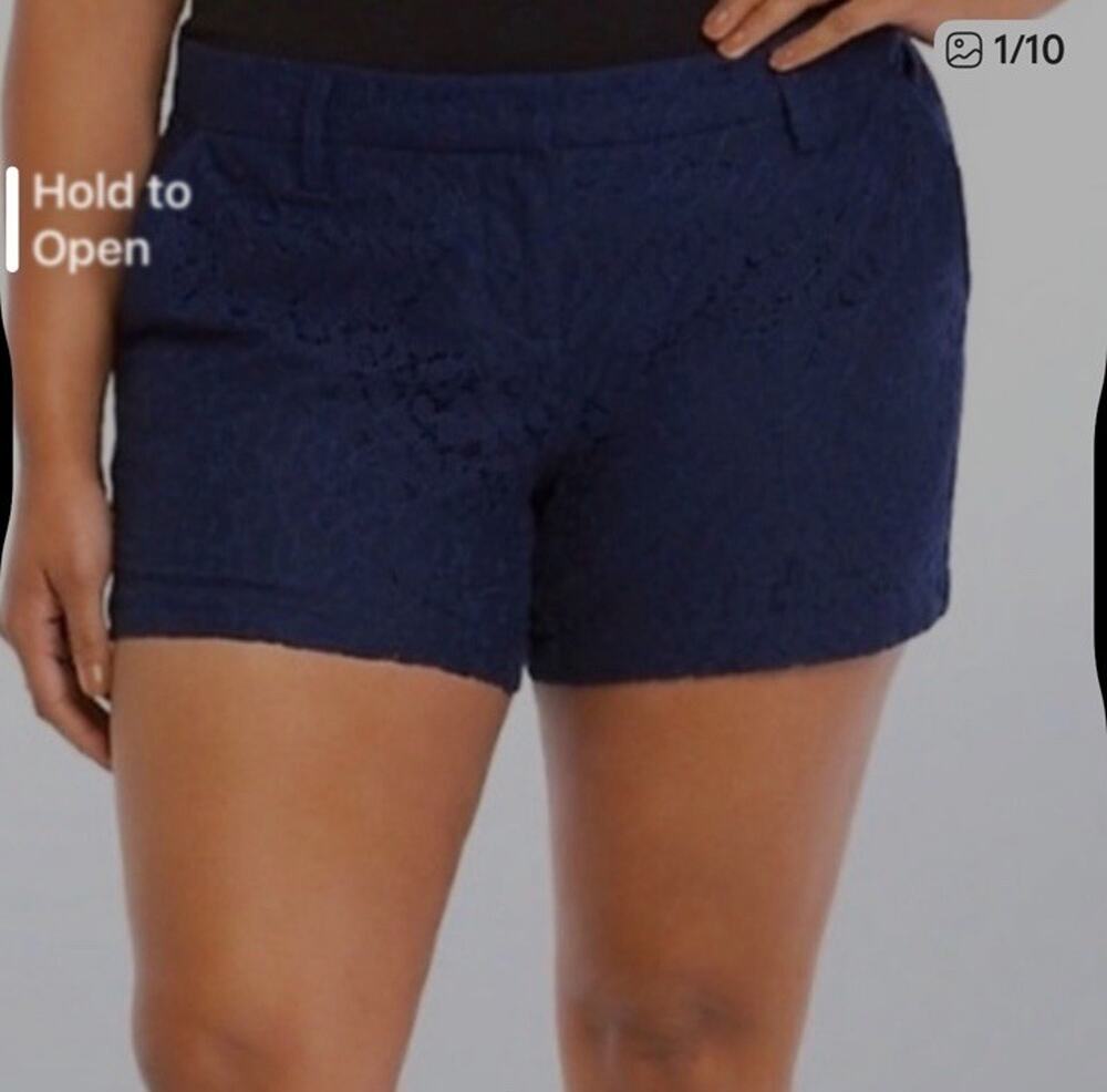 NWT Torrid BLACK Lace Shorts Women’s Size 18 Pockets MSRP $44.90